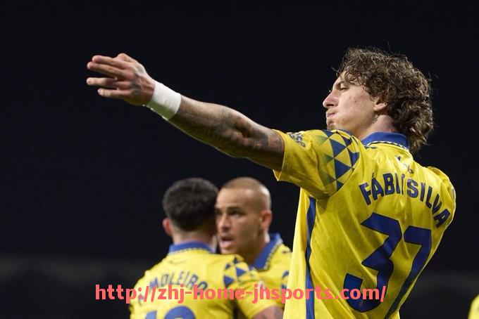 江南综合体育-世俱杯数字媒体传播机制与短内容分发策略研究